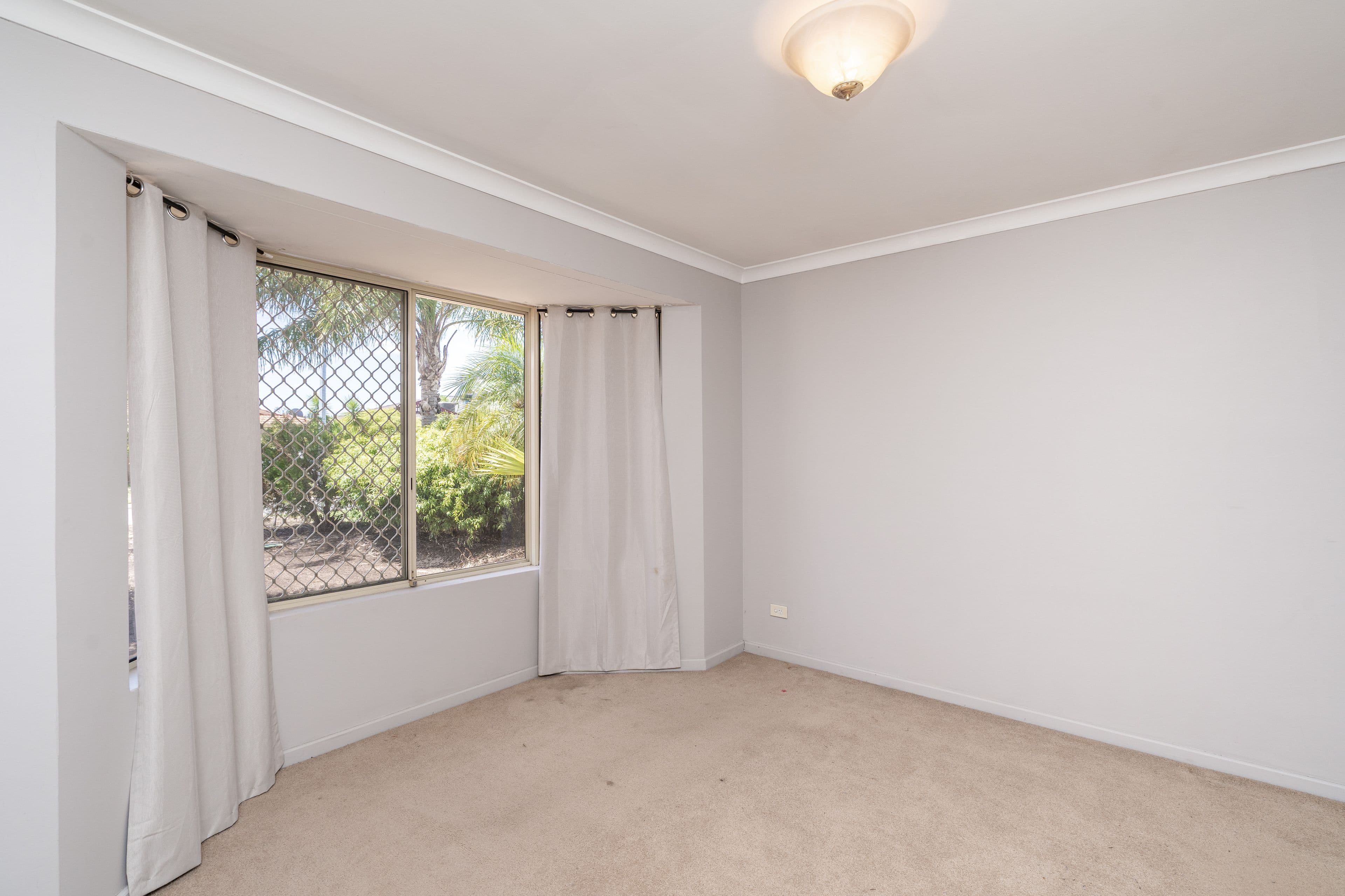 8 Baxter Close, Huntingdale WA 6110, Huntingdale - Thumbnail 3