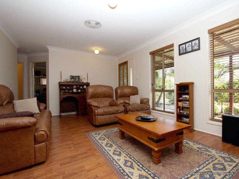 17 Evergreen Drive, SOUTH MACLEAN QLD 4280, South Maclean - Thumbnail 5