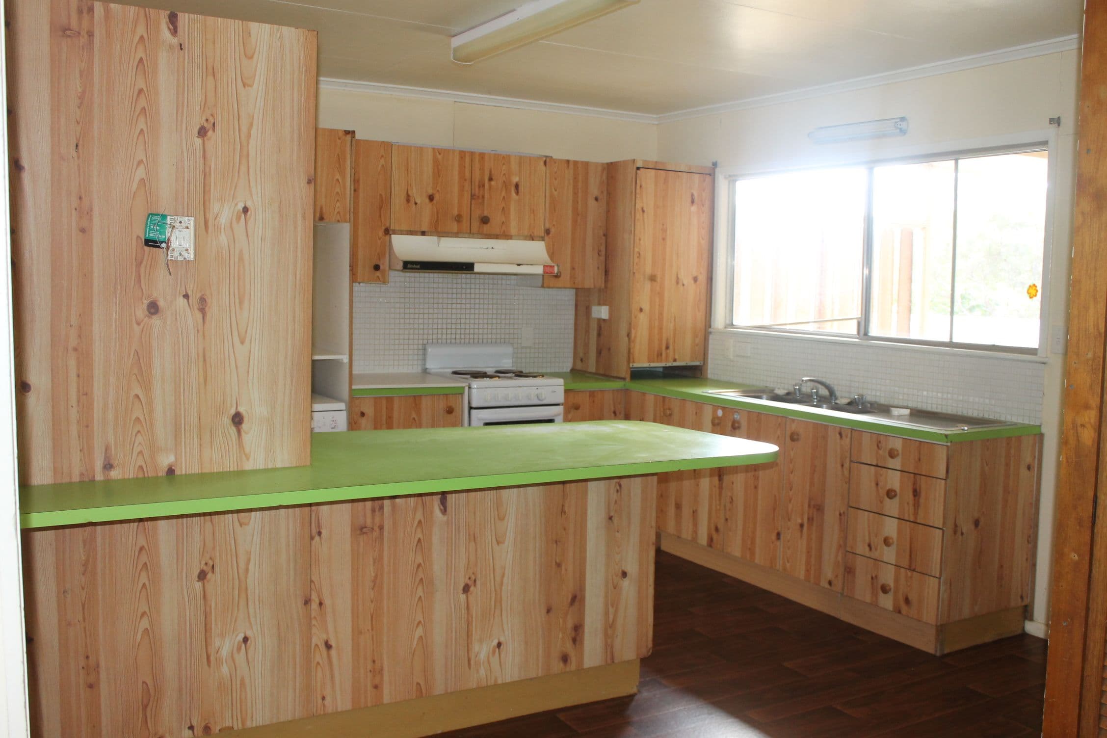98 Wood Street, Dalby QLD 4405, Dalby - Thumbnail 5