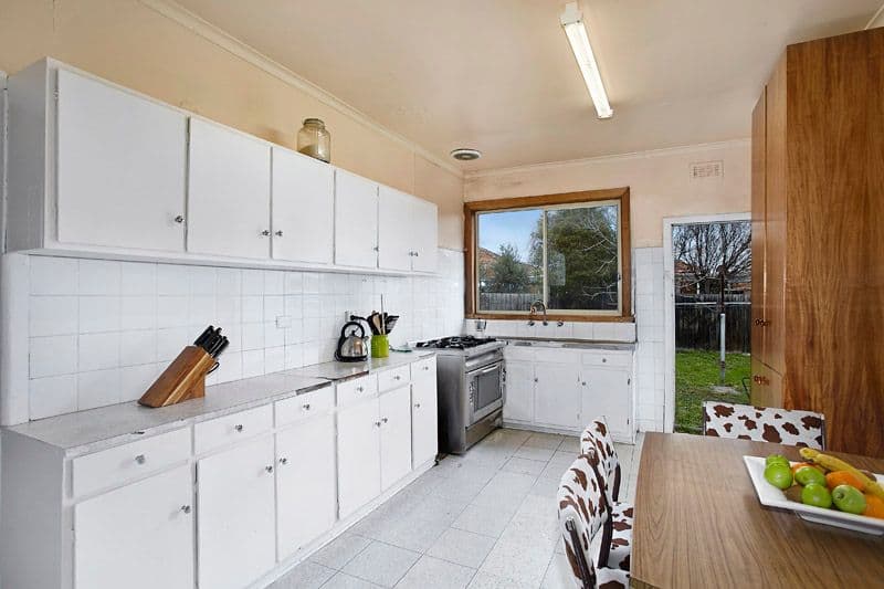 109 Woolton Avenue, THORNBURY VIC 3071, Thornbury - Thumbnail 2