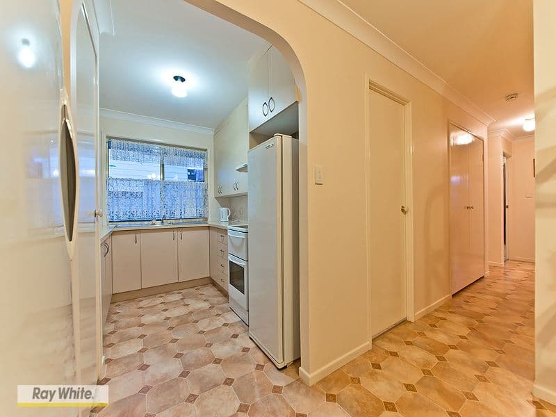 17 Blackwood Road, MARGATE QLD 4019, Margate - Thumbnail 4