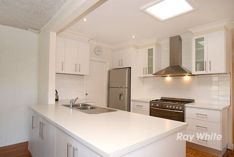 4 Himbeck Court, NOBLE PARK VIC 3174, Noble Park - Thumbnail 2