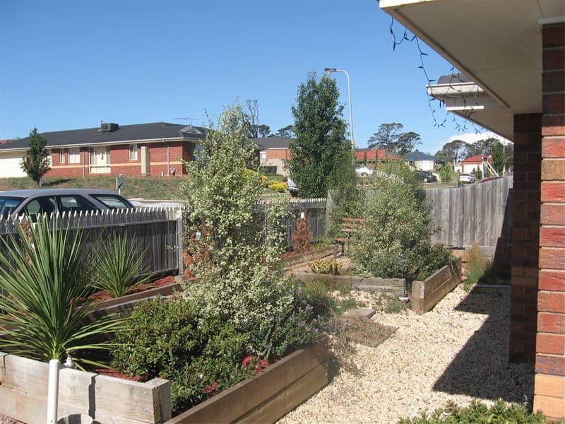 8  Osborne Way, WALLAN VIC 3756, Wallan - Thumbnail 3