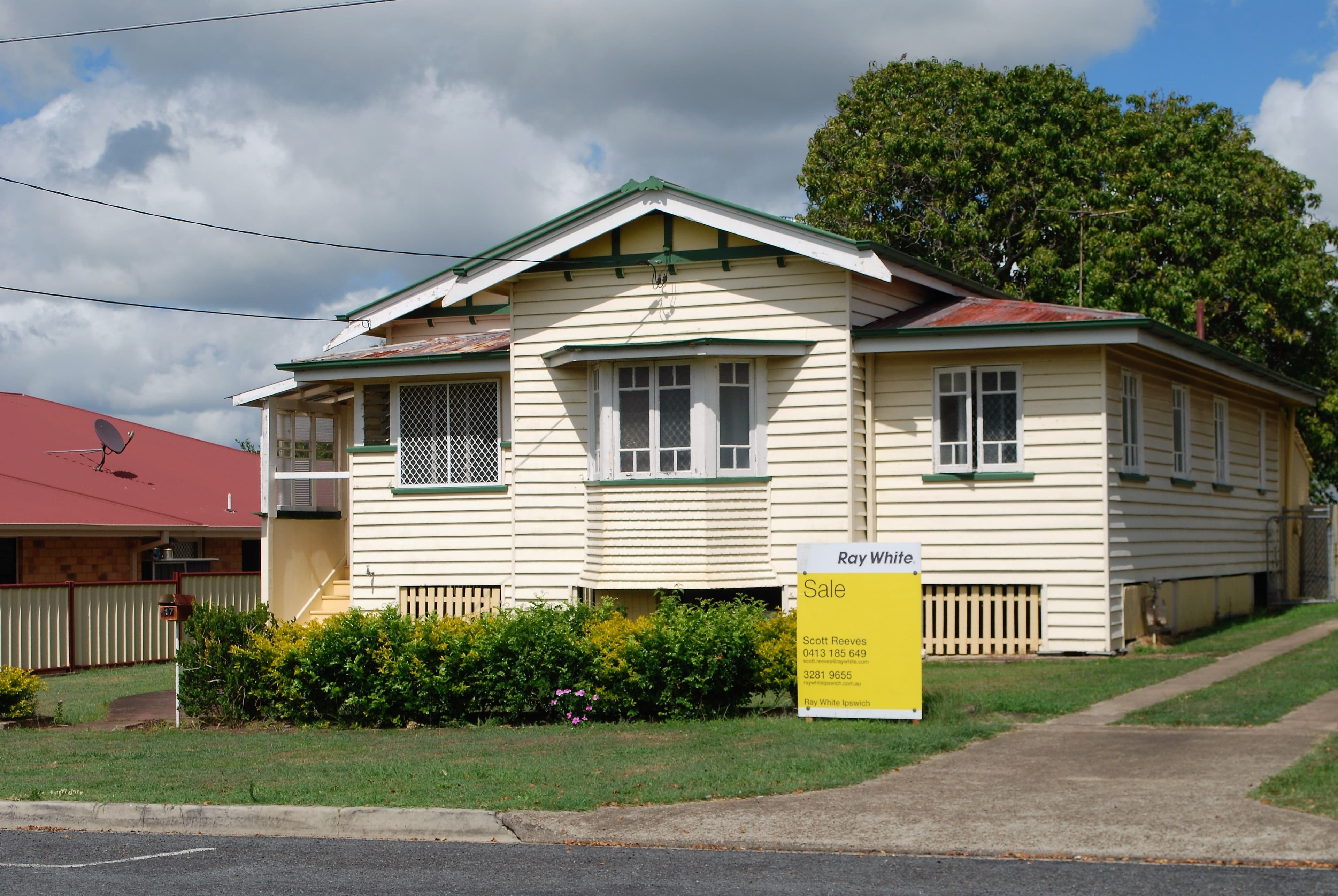 17 Prospect Street, Silkstone QLD 4304, Silkstone - Thumbnail 2