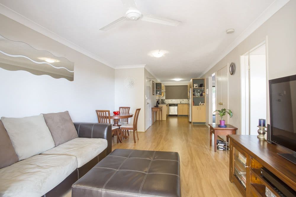 14 Taunton Street, ANNERLEY QLD 4103, Annerley - Thumbnail 3