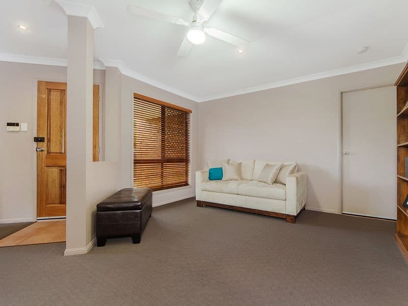 29 Kingarry Circuit, Merrimac QLD 4226, Merrimac - Thumbnail 4