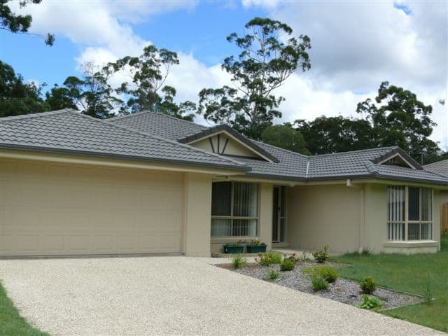66 Roberts Drive, MAUDSLAND QLD 4210, Maudsland - Thumbnail 2
