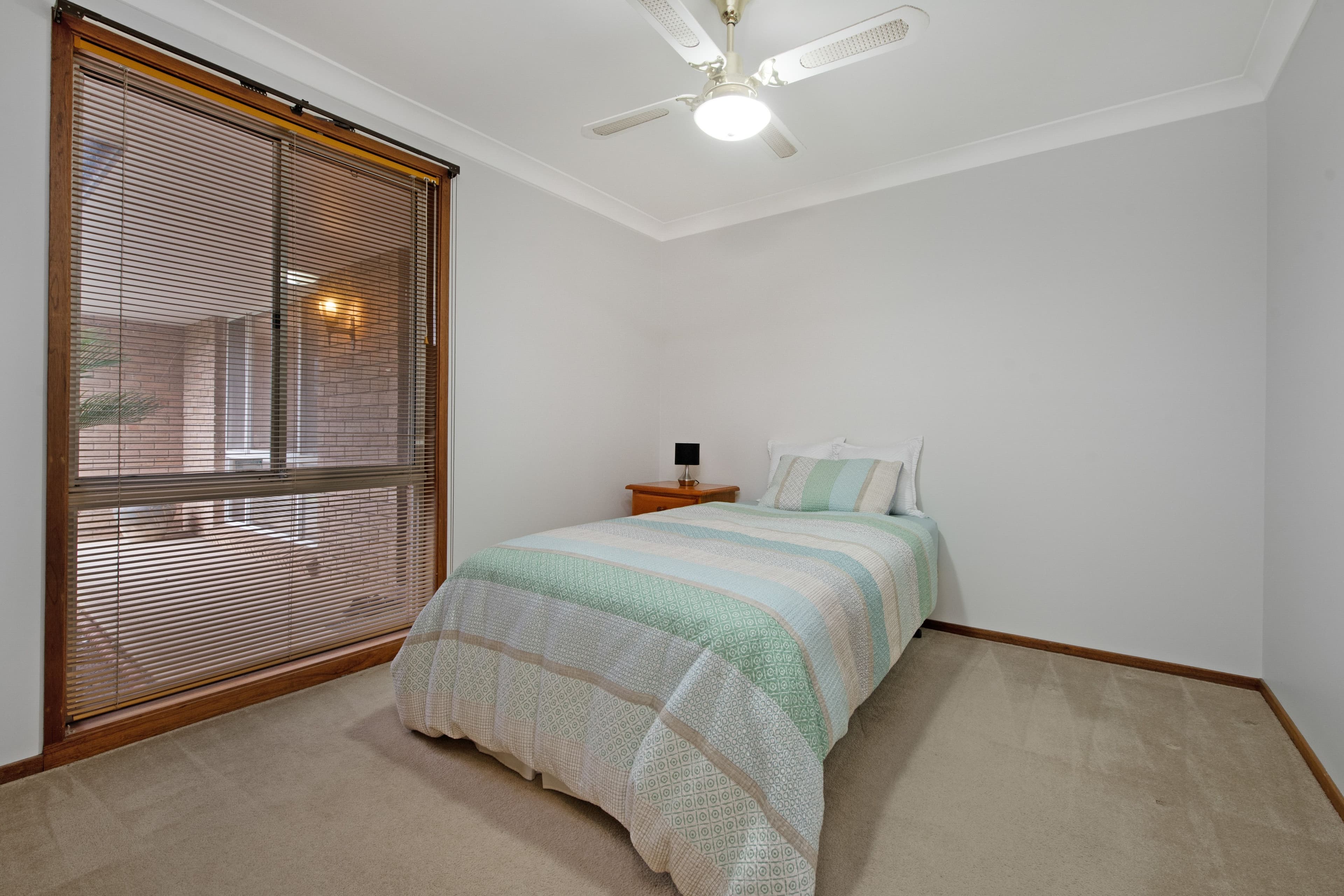 20 Molyneaux Avenue, Kings Langley NSW 2147, Kings Langley - Thumbnail 7