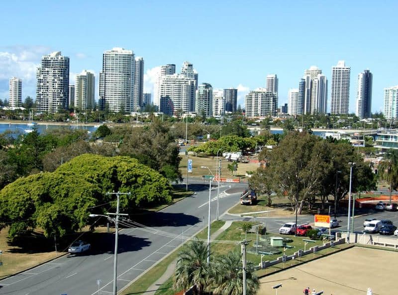 7F 10 Marine Parade, SOUTHPORT QLD 4215, Southport - Thumbnail 2