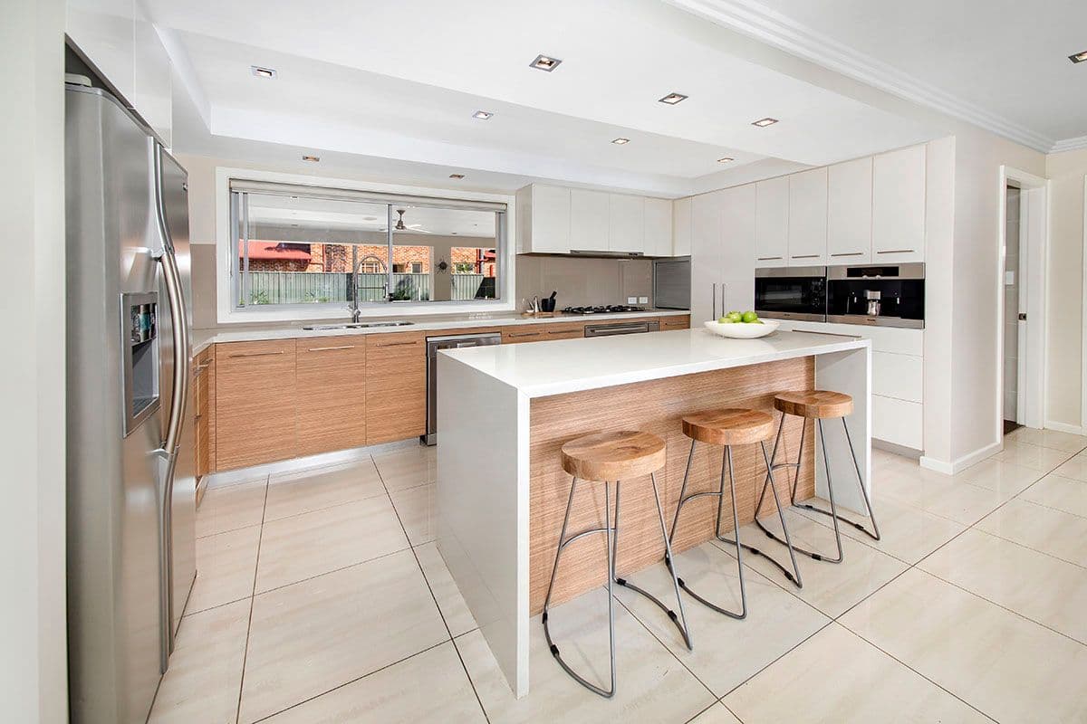 8 Sproule Road, Illawong - Thumbnail 3