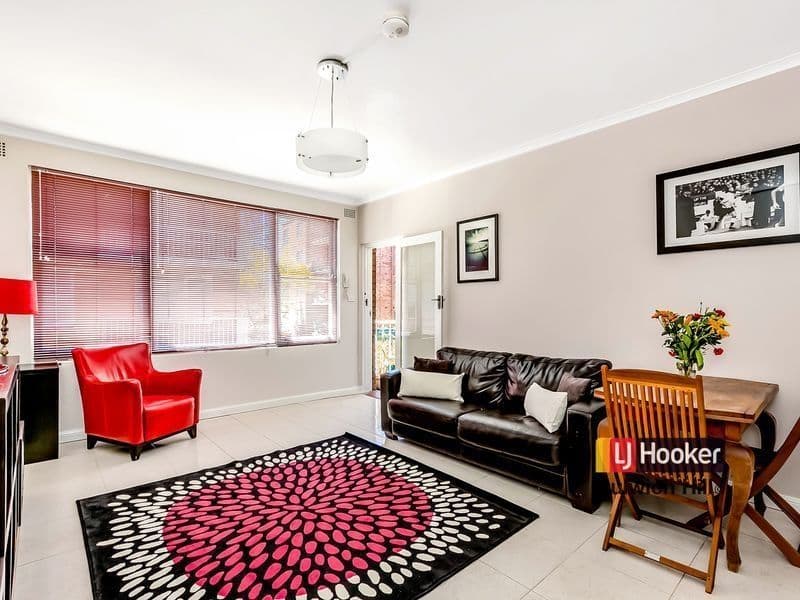 9/3a Gower Street, Summer Hill - Image 1