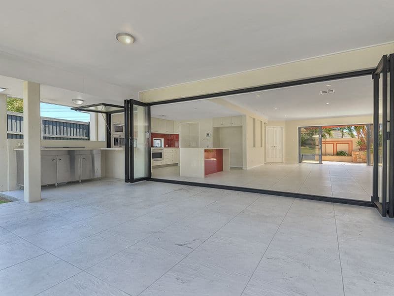 23 Azienda Place, Bridgeman Downs QLD 4035, Bridgeman Downs - Thumbnail 2