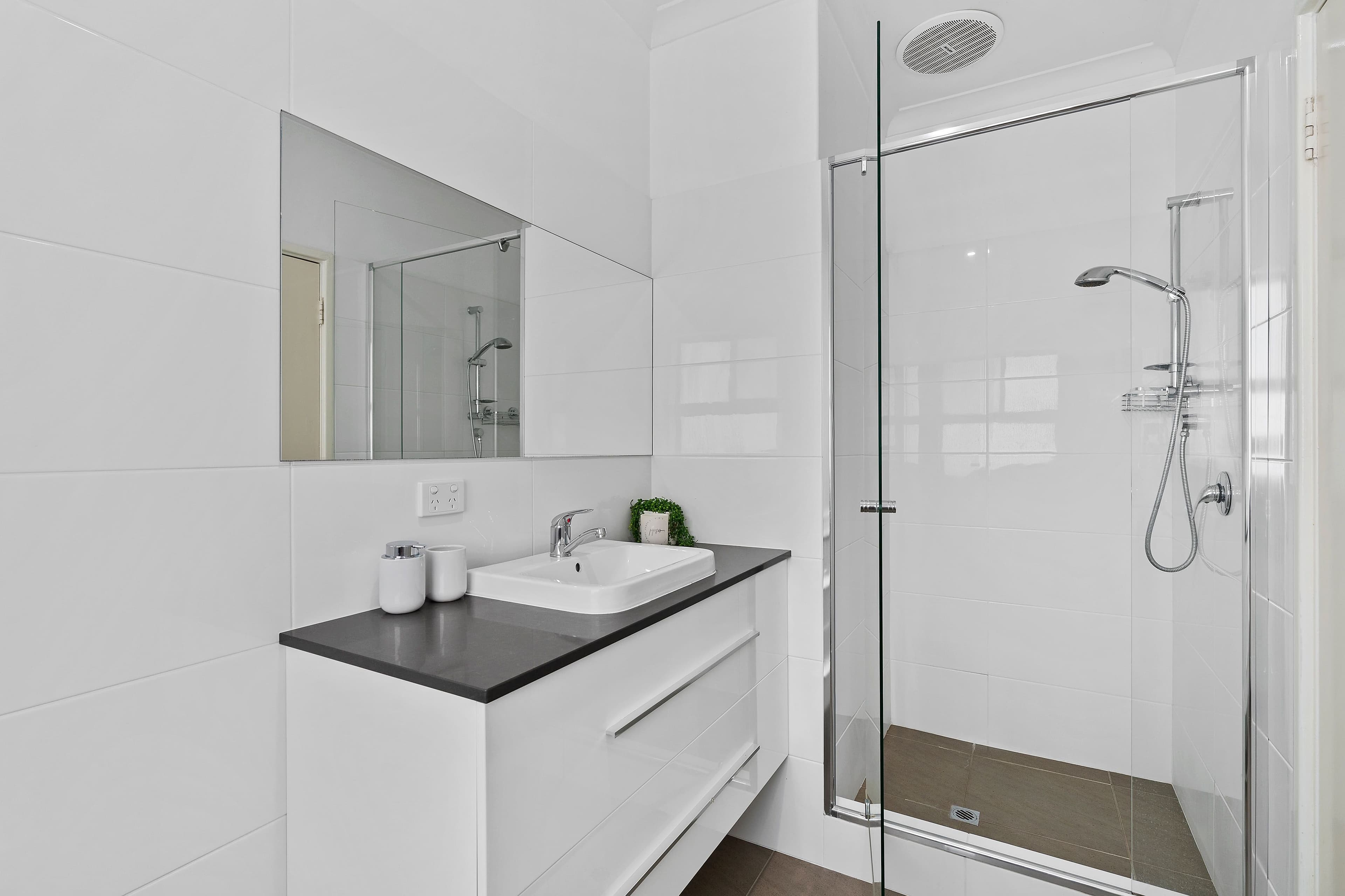 22 Gladstone Street, St James WA 6102, St James - Thumbnail 8