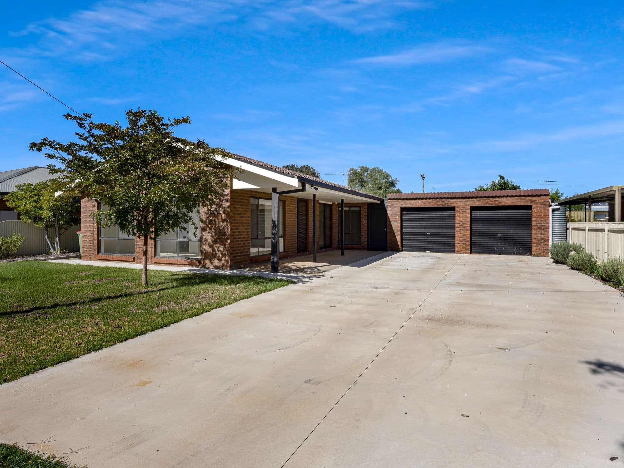 11 Lone Pine Avenue, Corowa NSW 2646, Corowa - Image 1