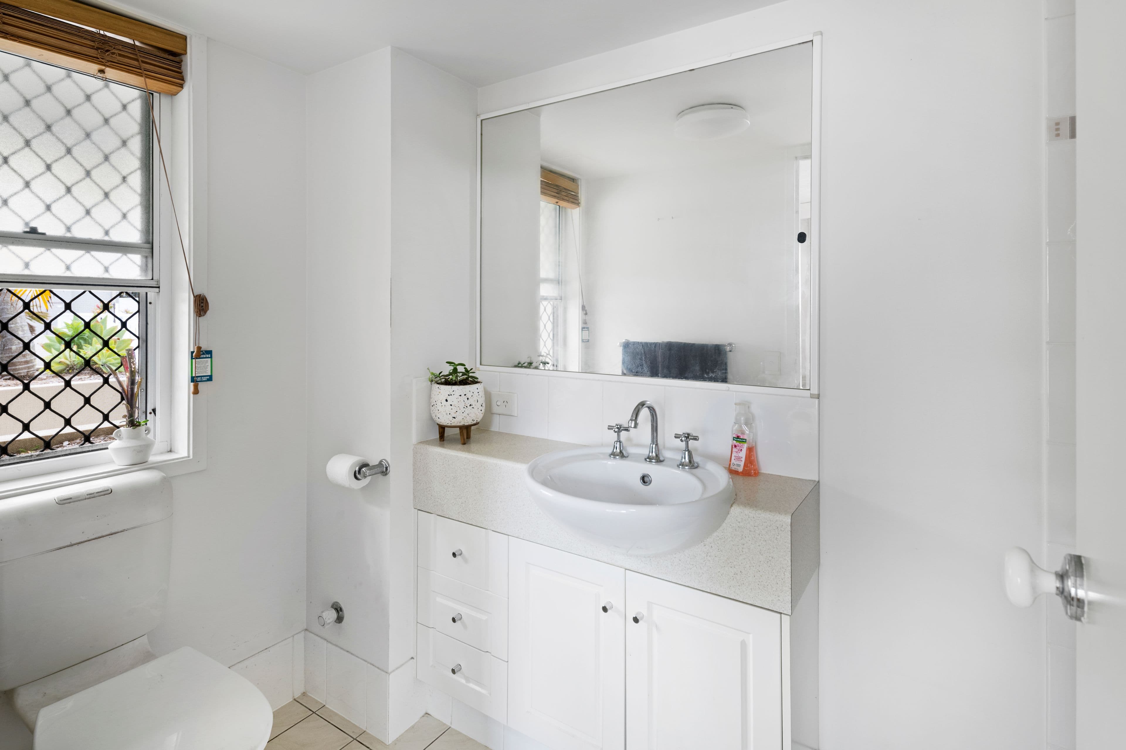 27 Walton Street, Southport QLD 4215, Southport - Thumbnail 8