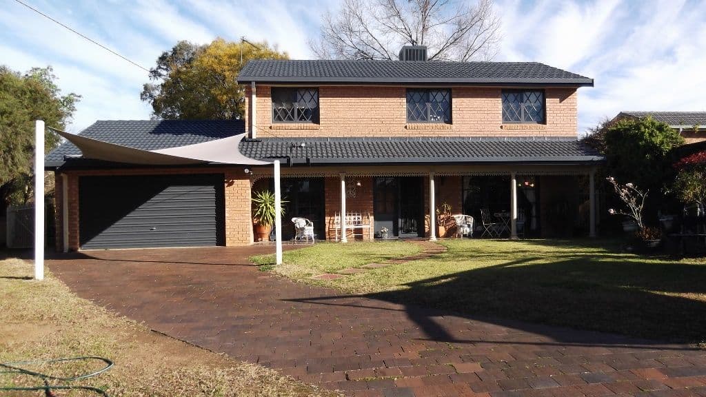 4 Cedar Close, TAMWORTH NSW 2340, Tamworth - Image 1