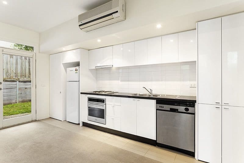 1 Shady Mews, CLAYTON VIC 3168, Clayton - Thumbnail 3