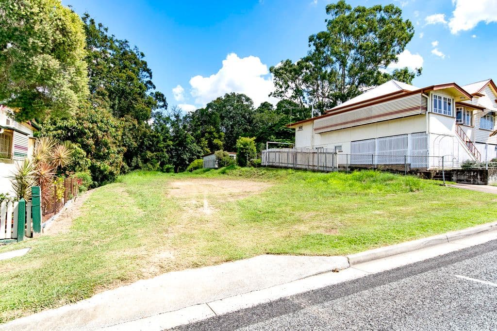 60 Roderick Street, Ipswich QLD 4305, Ipswich - Thumbnail 2