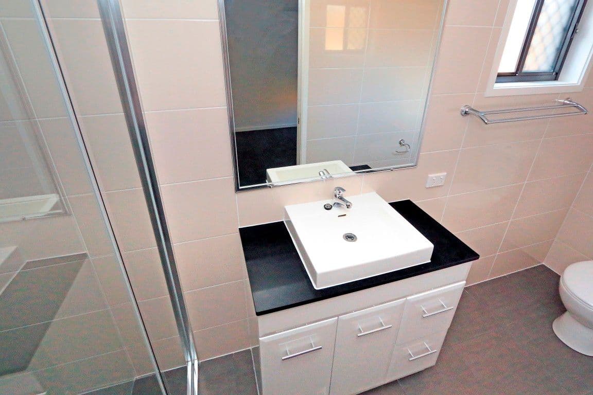 18 Bruce Hiskins, Norman Gardens QLD 4701, Norman Gardens - Thumbnail 6