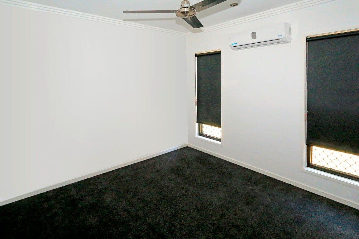 18 Bruce Hiskins, Norman Gardens QLD 4701, Norman Gardens - Thumbnail 8