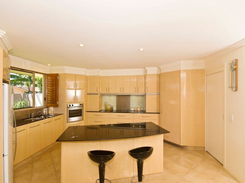 205 Mallawa Drive, PALM BEACH QLD 4221, Palm Beach - Thumbnail 3