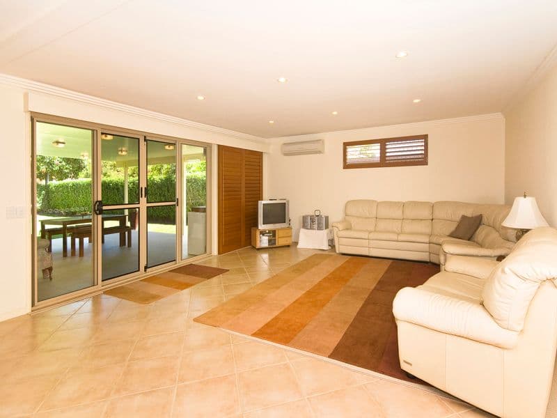 205 Mallawa Drive, PALM BEACH QLD 4221, Palm Beach - Thumbnail 8