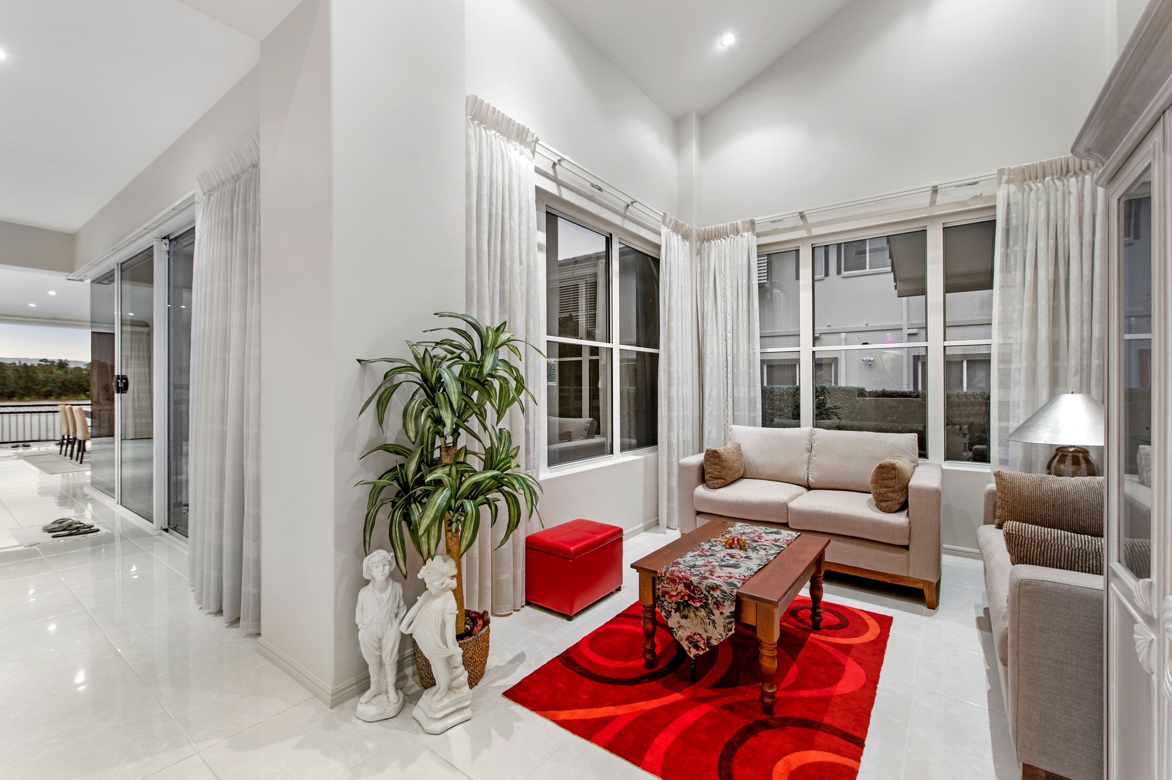 12 Istana View, Clear Island Waters QLD 4226, Clear Island Waters - Thumbnail 6