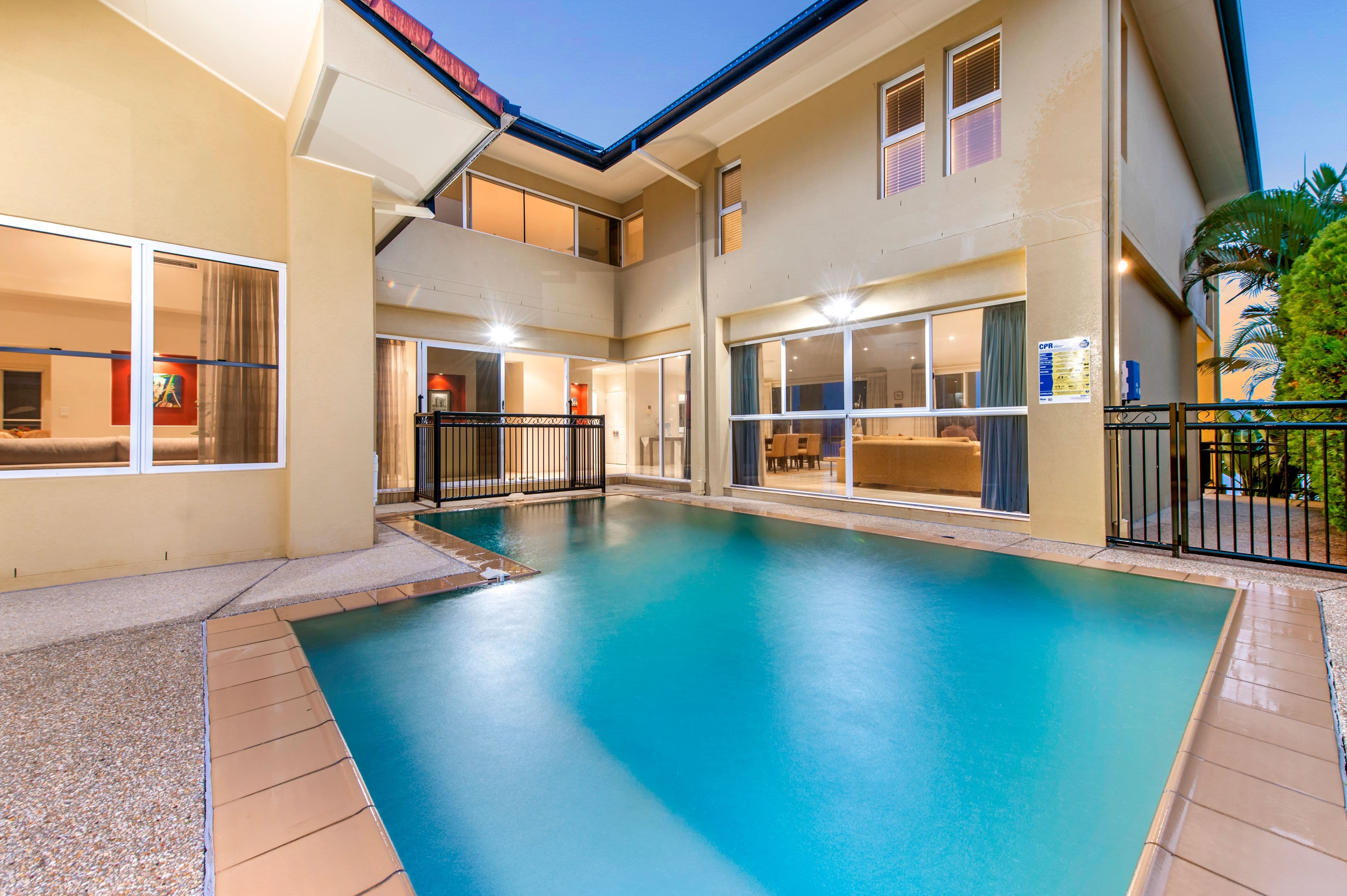12 Istana View, Clear Island Waters QLD 4226, Clear Island Waters - Thumbnail 7
