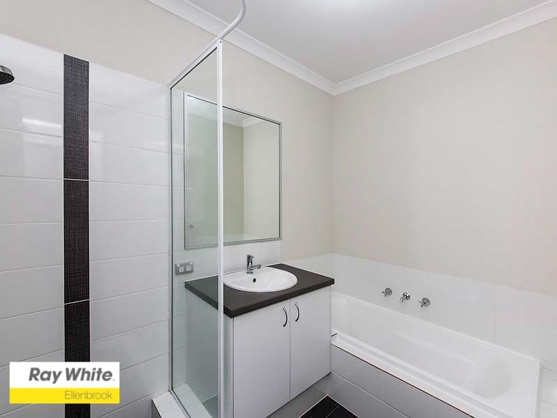 35 Shepherd Avenue, ELLENBROOK WA 6069, Ellenbrook - Thumbnail 7