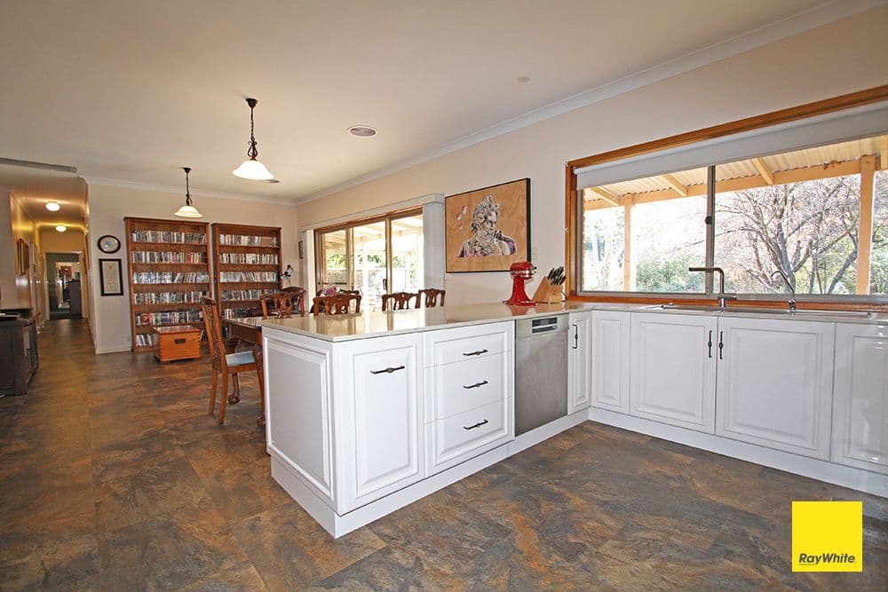 8 Elmslea Drive, Bungendore NSW 2621, Bungendore - Thumbnail 5