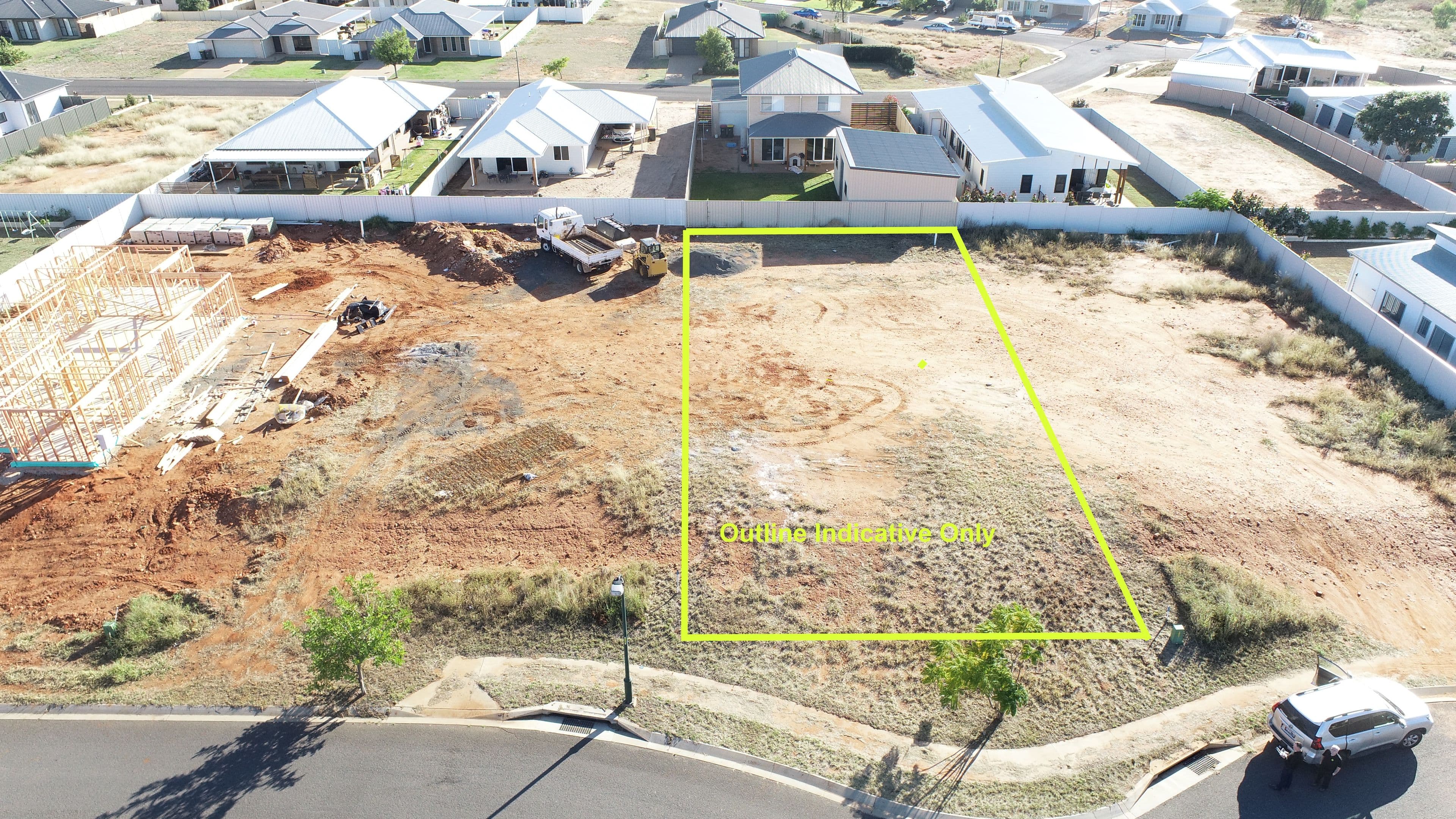 30 Canterbury Road, Emerald QLD 4720, Emerald - Image 1