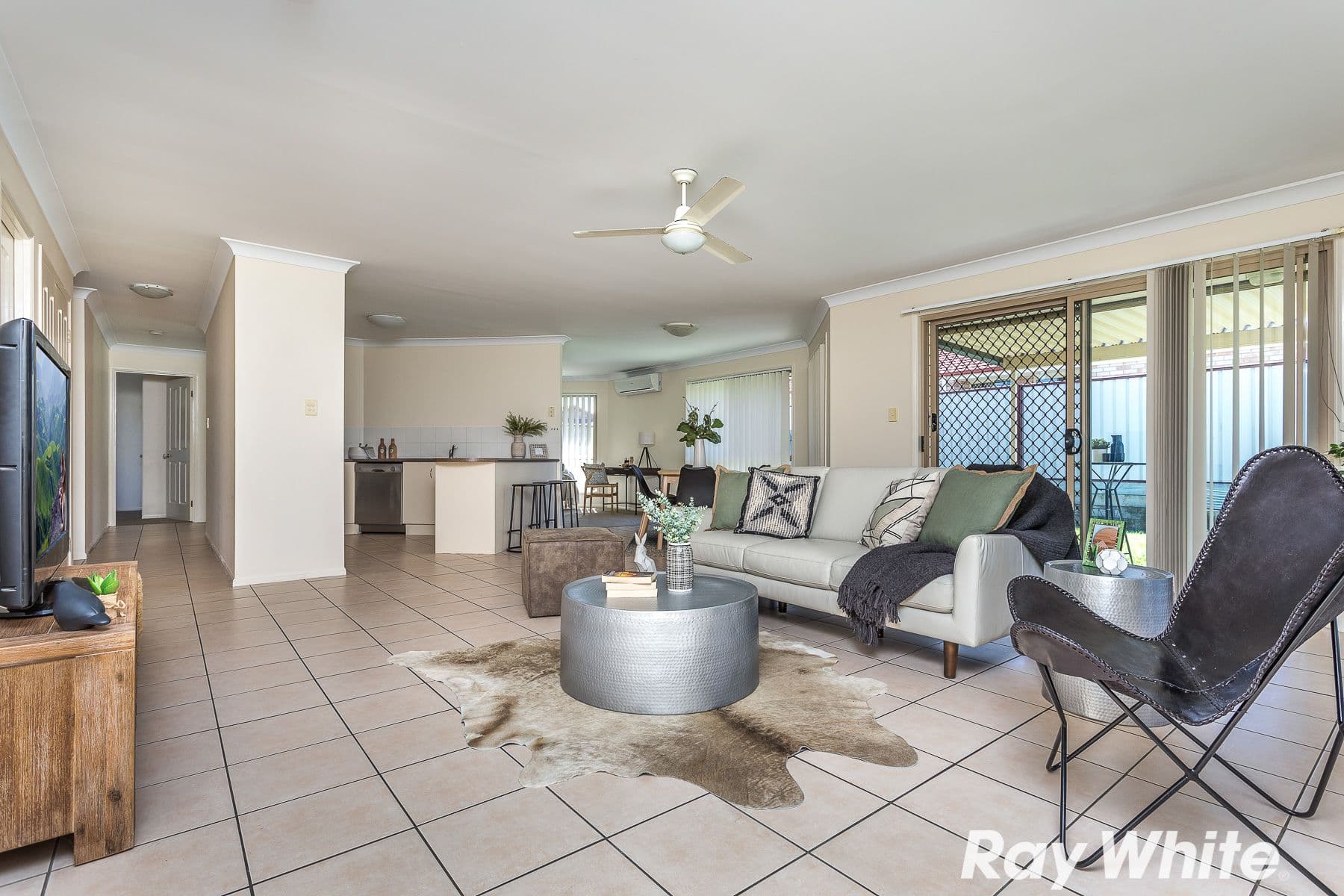 29 Barculdie Crescent, Deception Bay QLD 4508, Deception Bay - Thumbnail 5