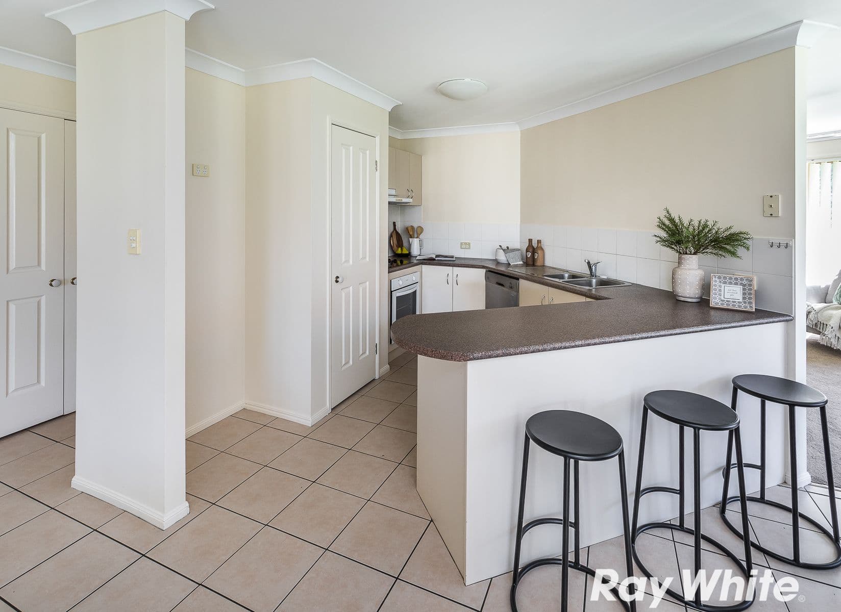 29 Barculdie Crescent, Deception Bay QLD 4508, Deception Bay - Thumbnail 6
