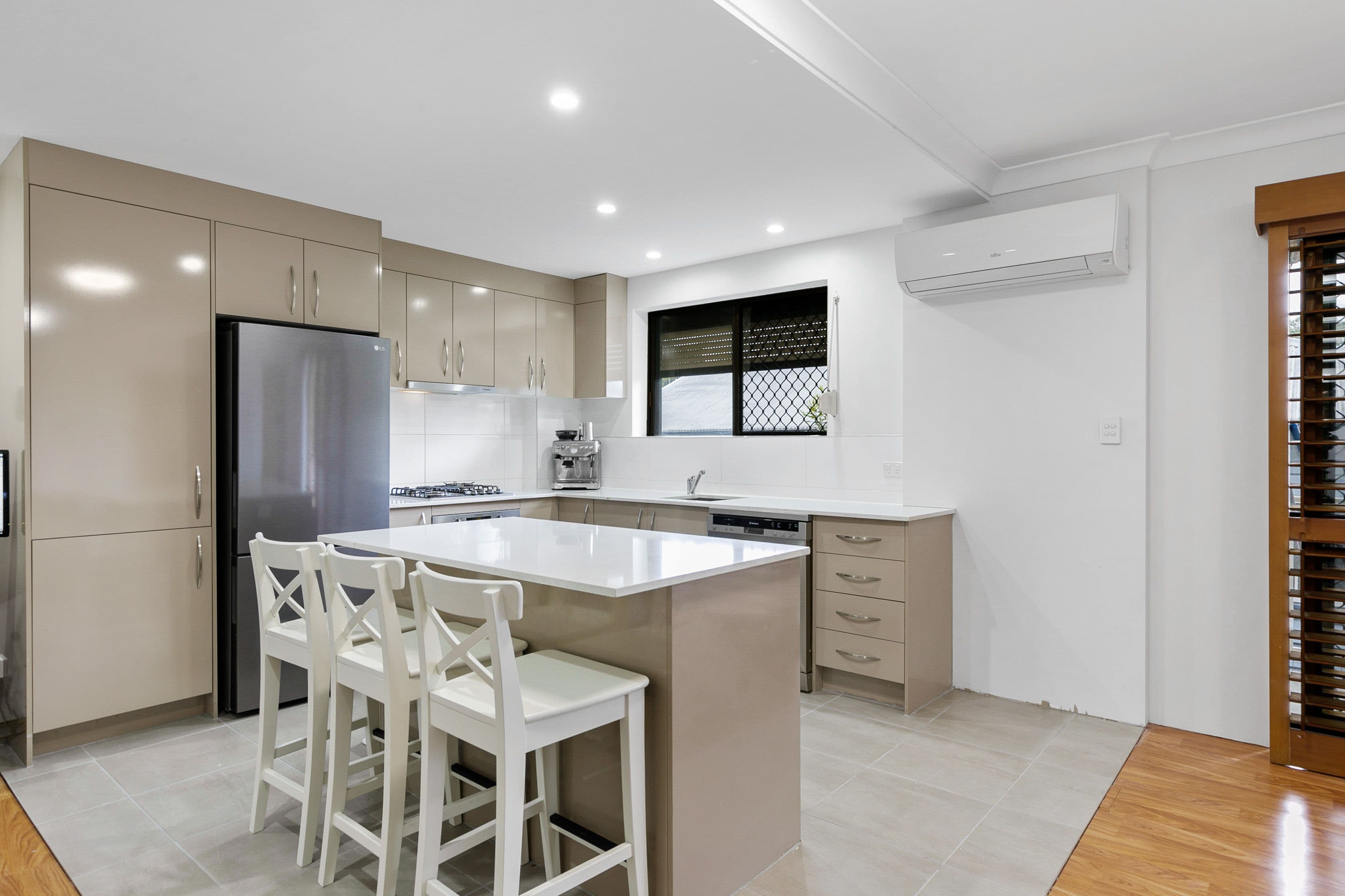 77 Forbes Street, Hawthorne QLD 4171, Hawthorne - Thumbnail 7