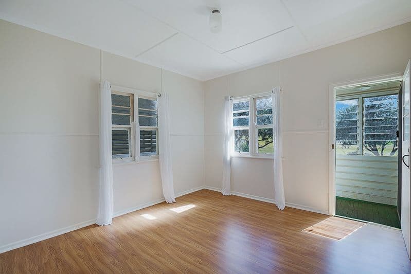 24 Stone Street, Wilsonton QLD 4350, Wilsonton - Thumbnail 2