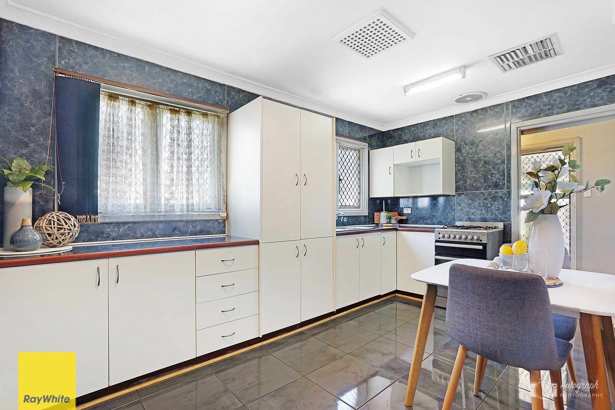 42B Shortland Way, Girrawheen WA 6064, Girrawheen - Thumbnail 4