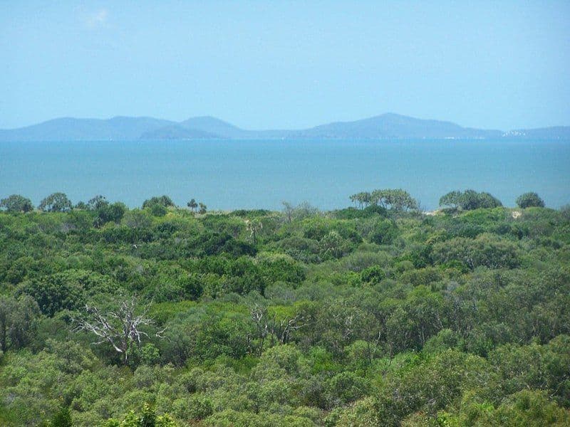 34 Miami Crescent, PACIFIC HEIGHTS QLD 4703, Pacific Heights - Thumbnail 3