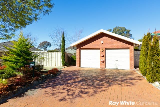 18 Corringle Close, AMAROO ACT 2914, Amaroo - Thumbnail 2