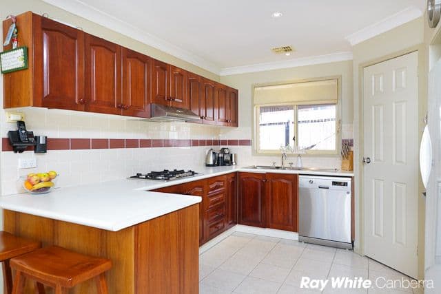 18 Corringle Close, AMAROO ACT 2914, Amaroo - Thumbnail 6