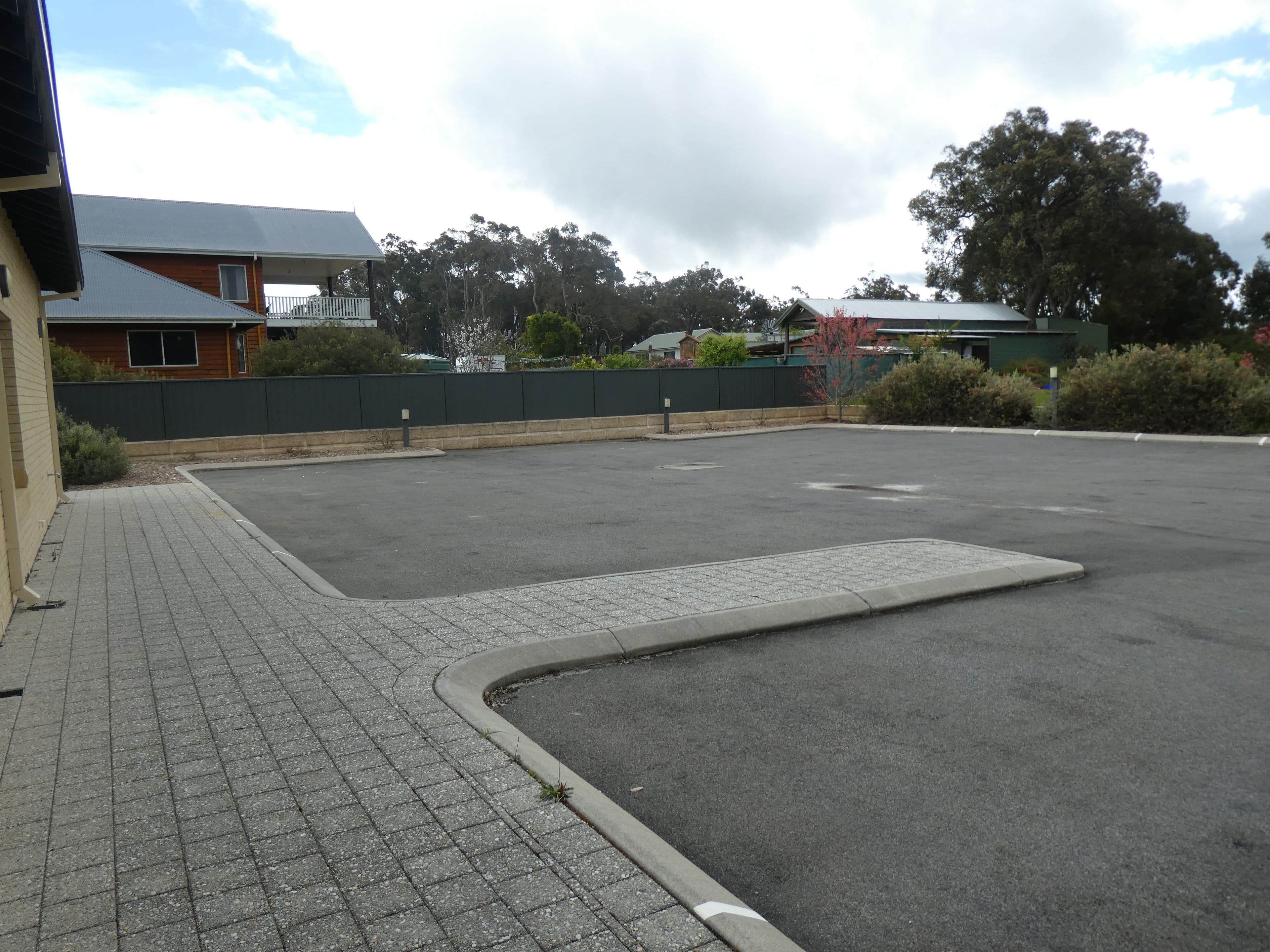 33 Warburton Road, Mount Barker WA 6324, Mount Barker - Thumbnail 7