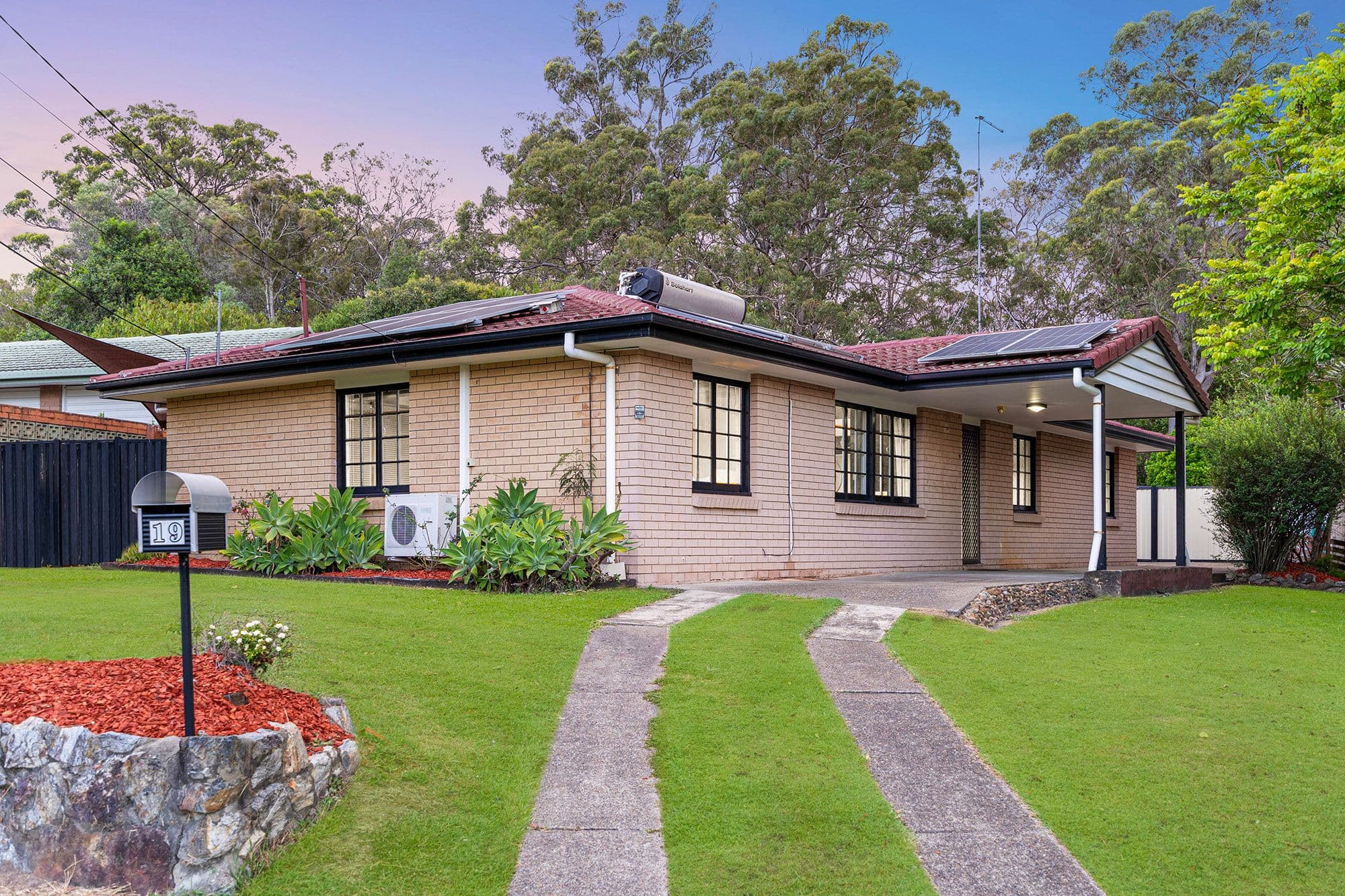 19 Auckland Street, Wishart QLD 4122, Wishart - Image 1