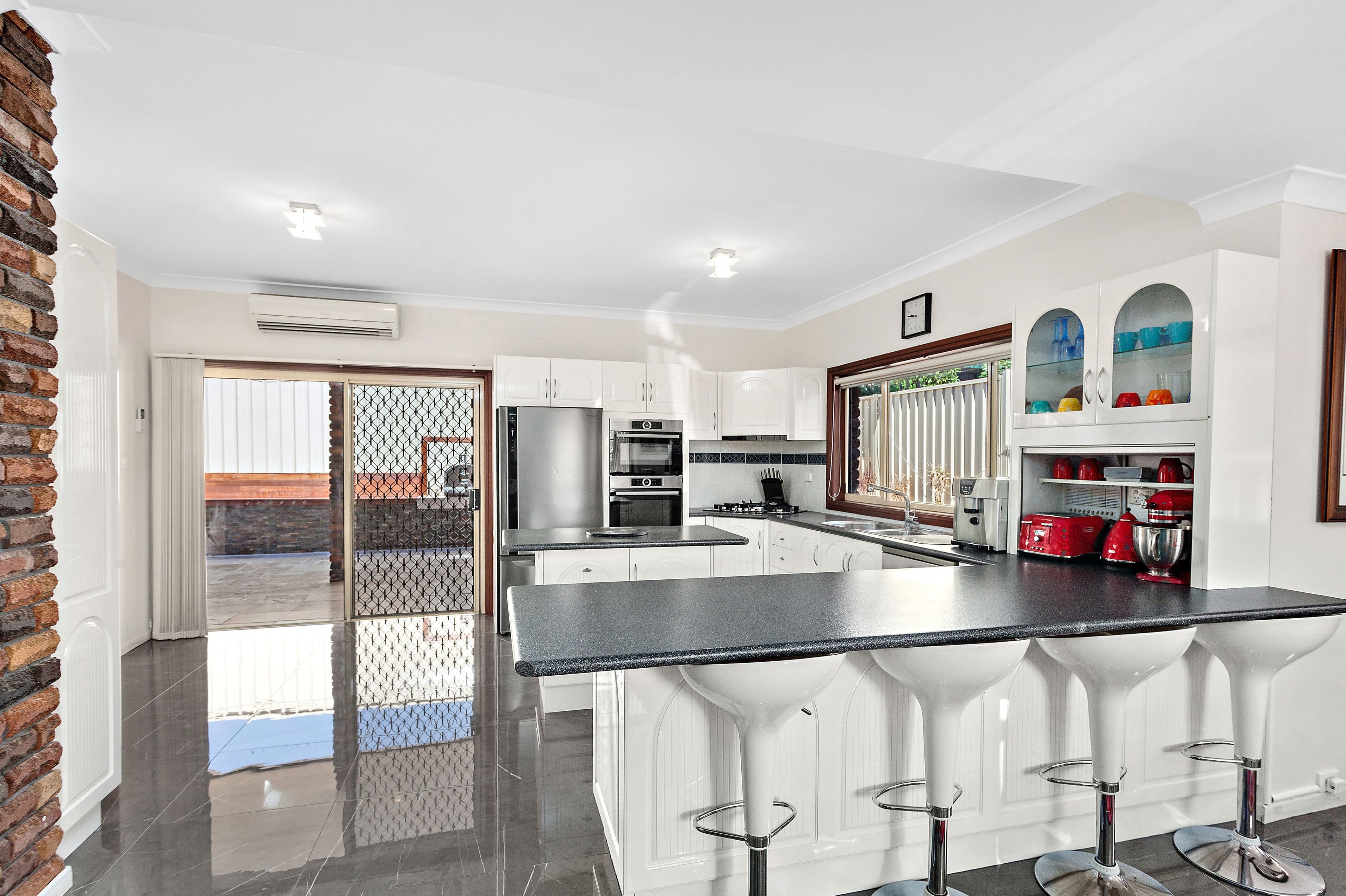151 Lake Entrance Road, Barrack Heights - Thumbnail 3