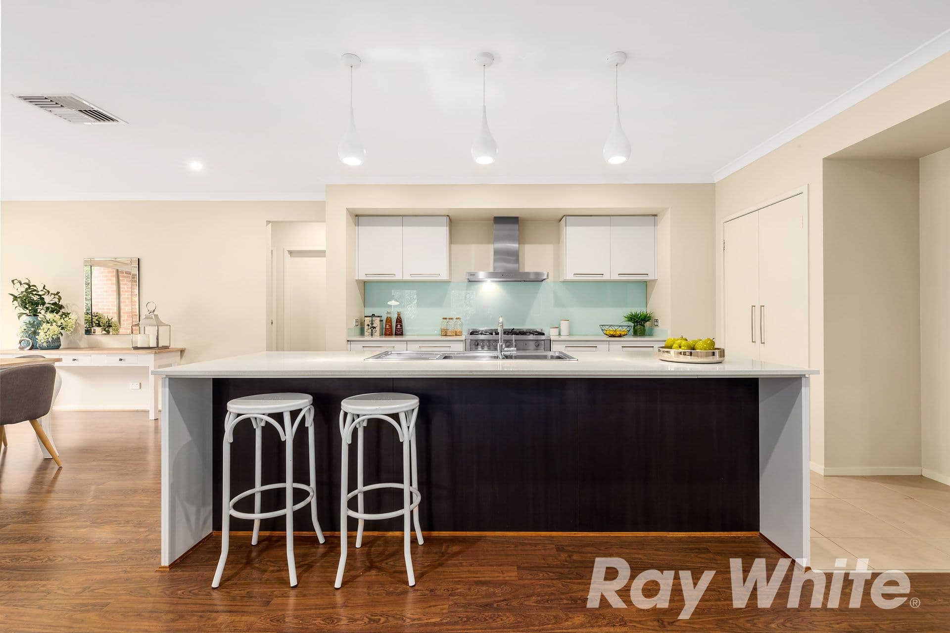 1 TUCKER Street, Doreen VIC 3754, Doreen - Thumbnail 3