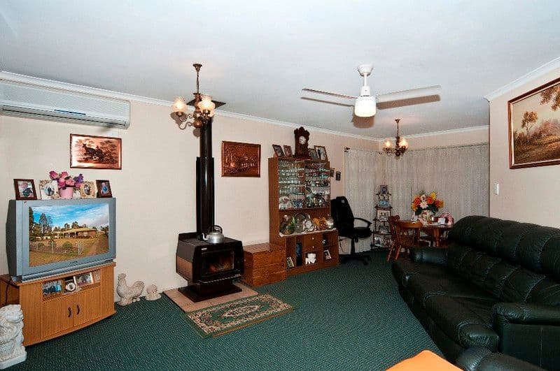 12 Thomas Street, CAMBOOYA QLD 4358, Cambooya - Thumbnail 2