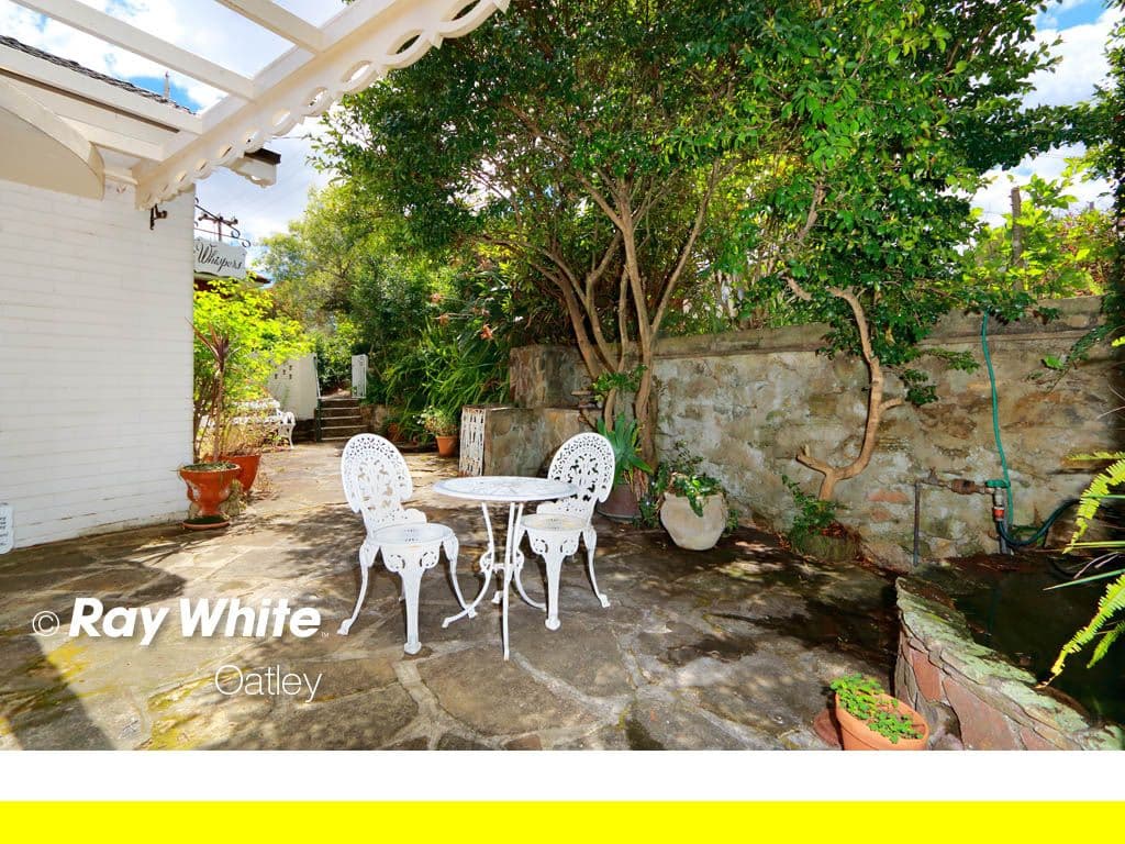 68 Lansdowne Parade, OATLEY NSW 2223, Oatley - Thumbnail 3