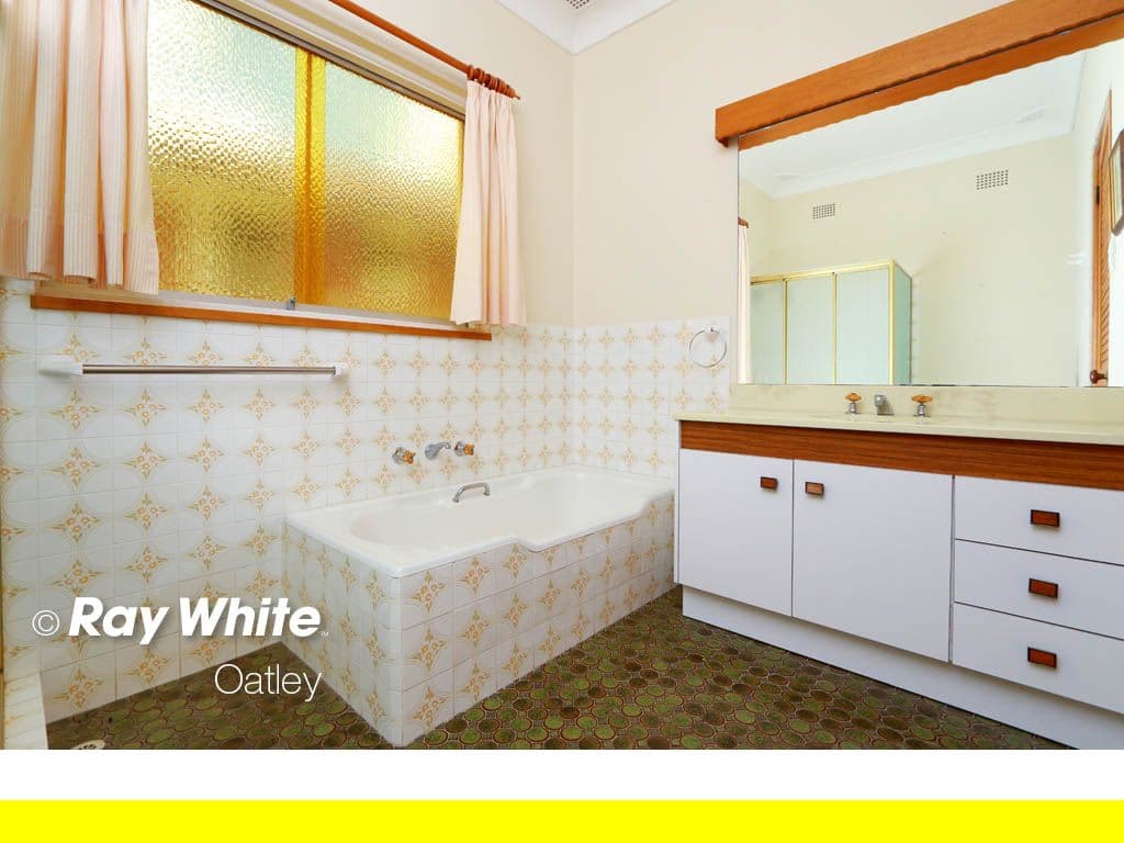 68 Lansdowne Parade, OATLEY NSW 2223, Oatley - Thumbnail 7