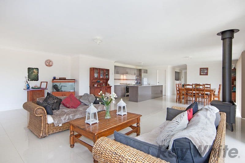 40 Wyee Road, WYEE NSW 2259, Wyee - Thumbnail 4
