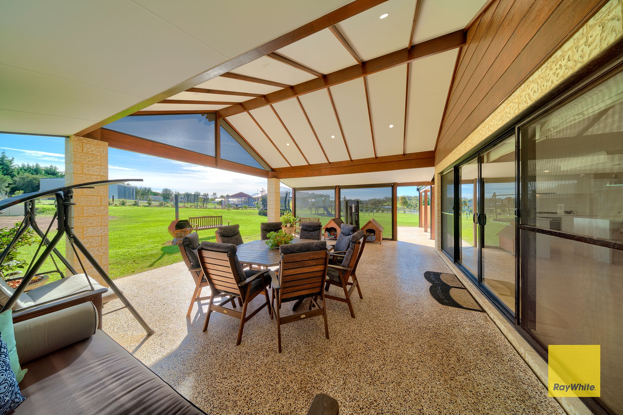 126 Deloraine Drive, Warrenup WA 6330, Warrenup - Thumbnail 2