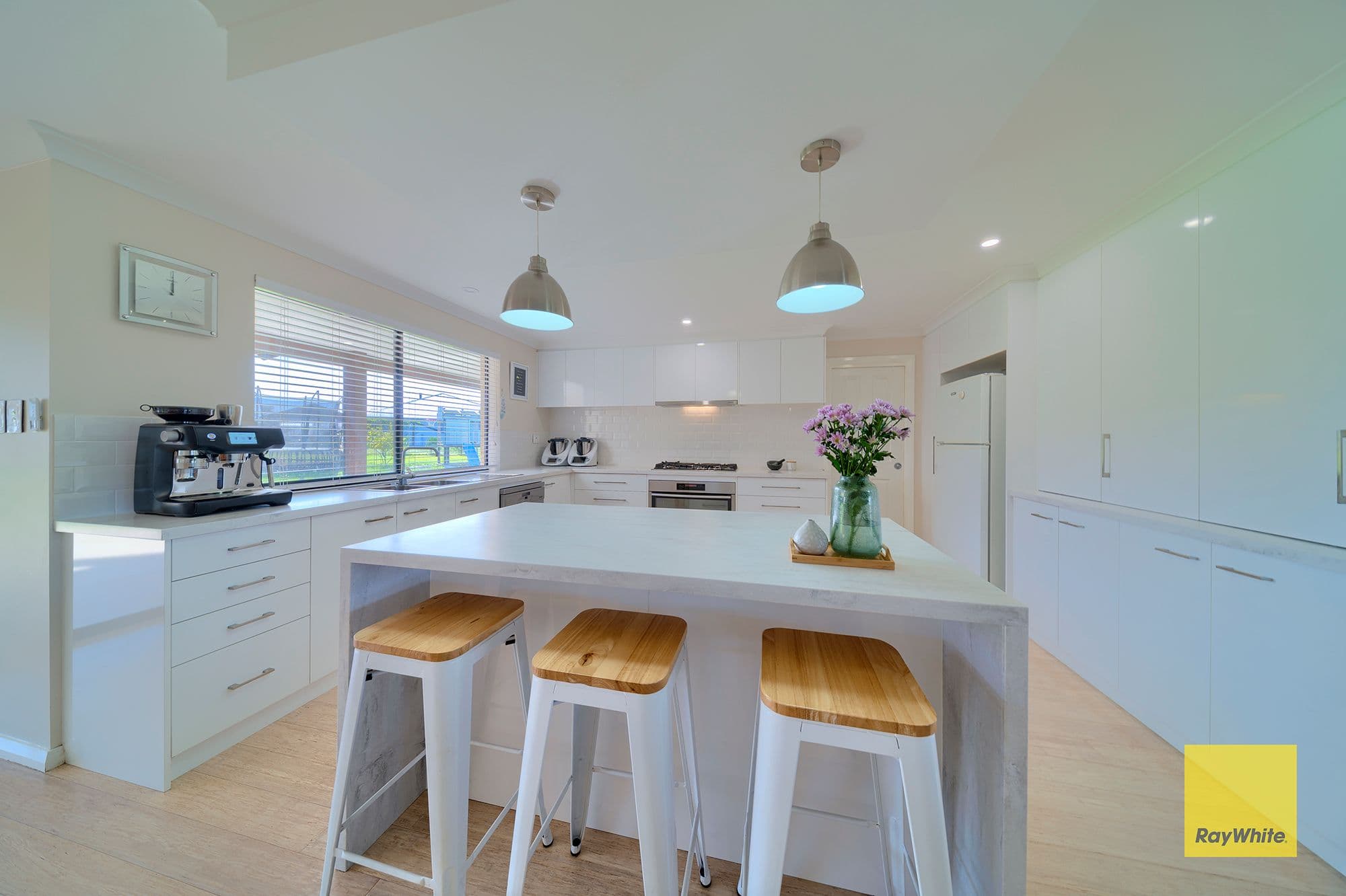 126 Deloraine Drive, Warrenup WA 6330, Warrenup - Thumbnail 3