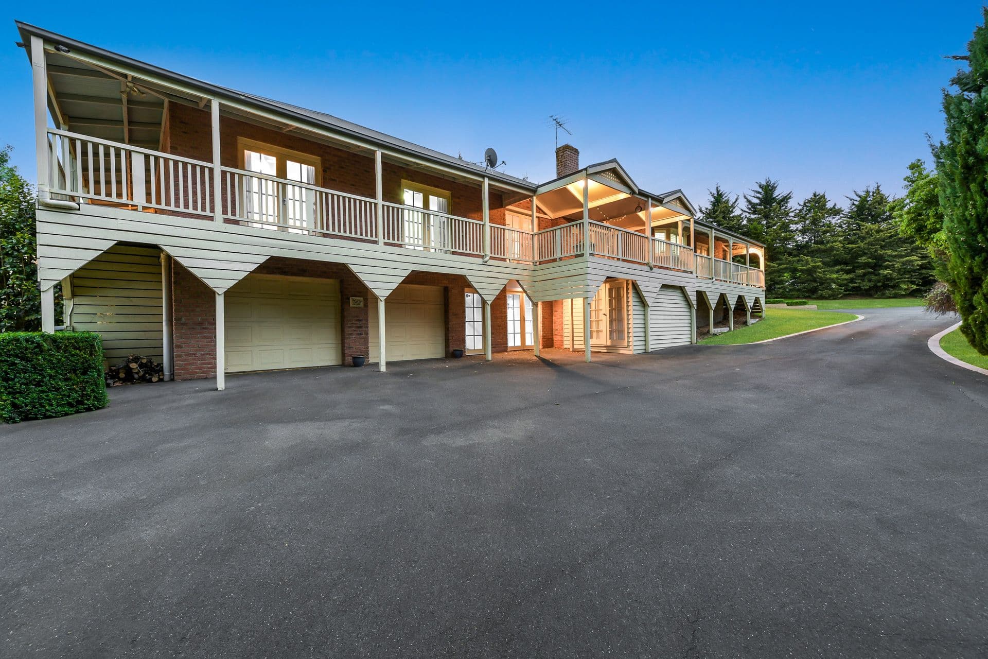9-11 Leemak Crescent, Berwick VIC 3806, Berwick - Thumbnail 5